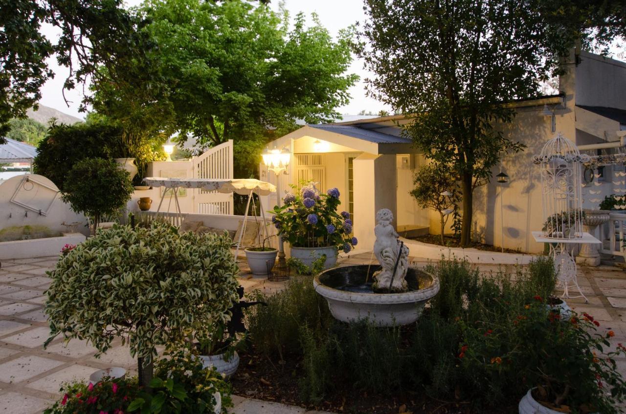 The Lady Grace Greyton Quarto foto